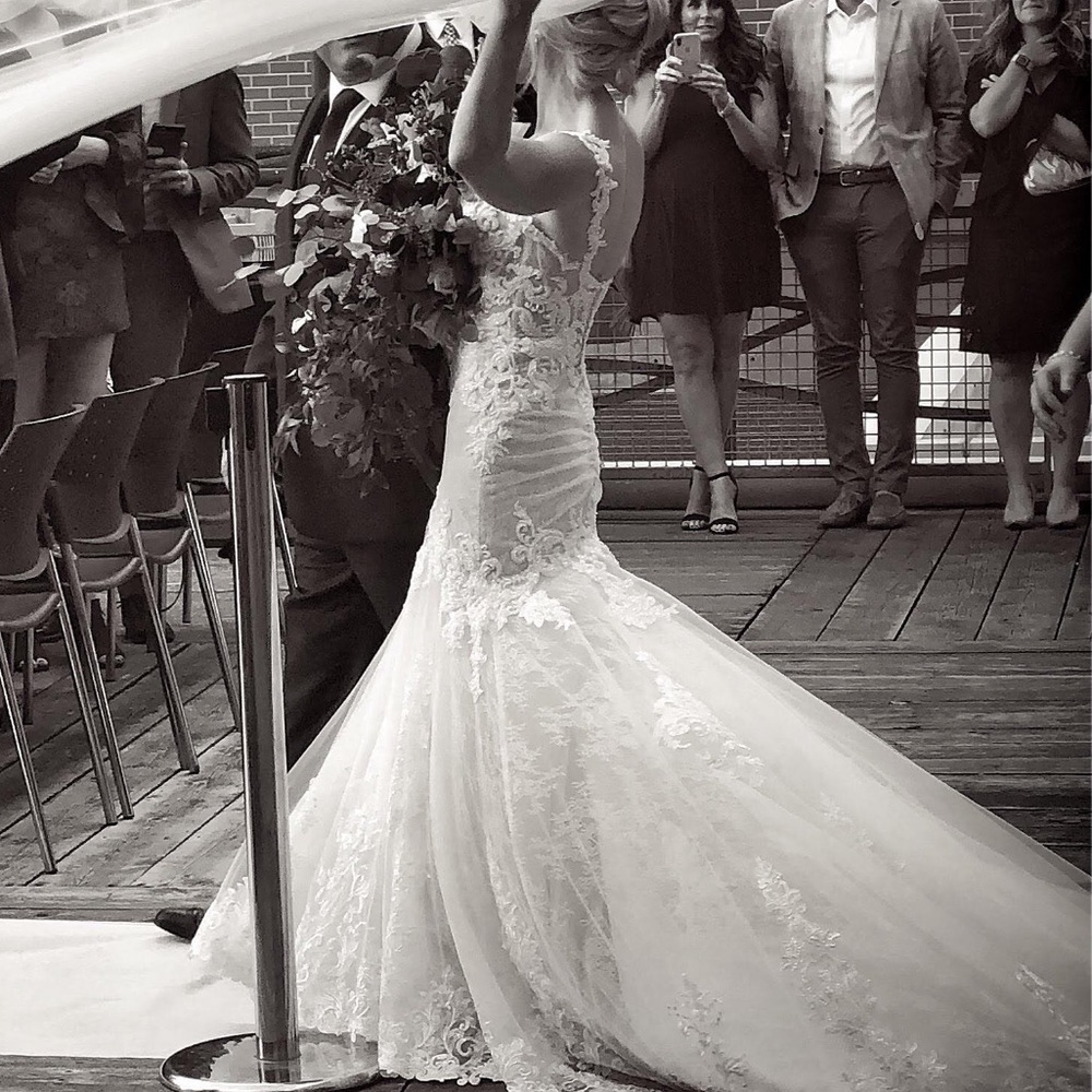 Martian Liana style #1012, wedding dress - Picture 10 of 15